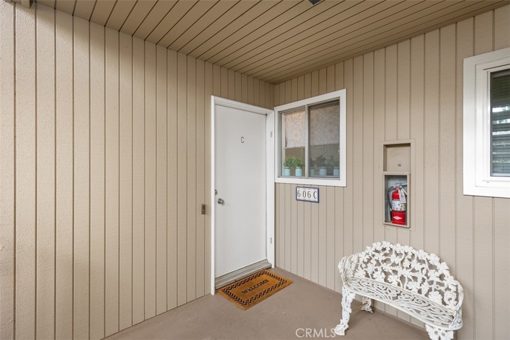 606 Ave Sevilla - Photo 3