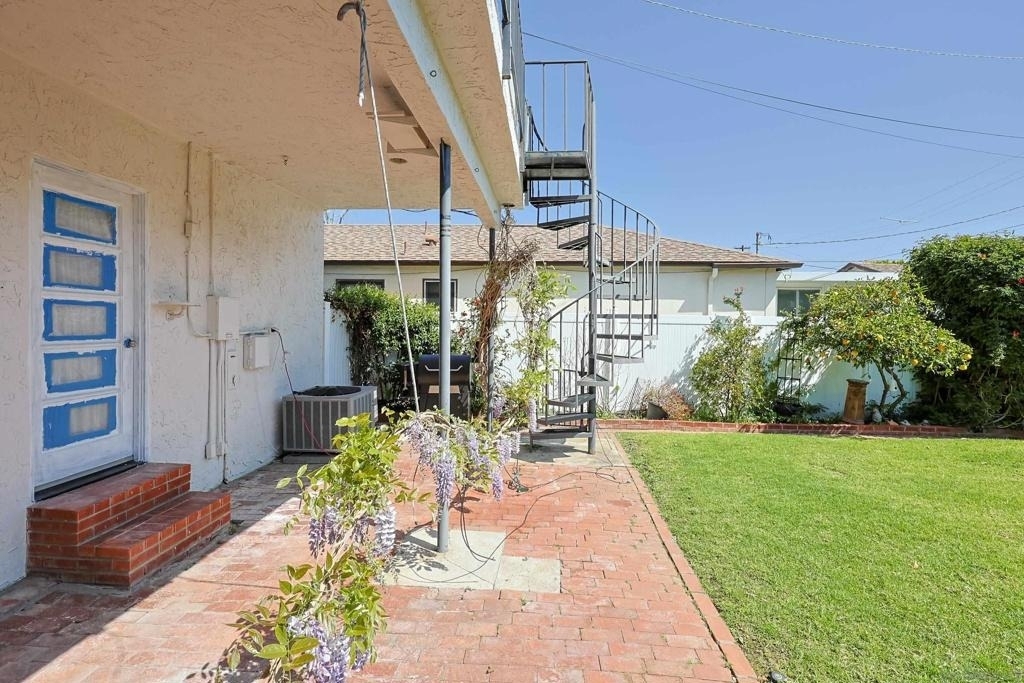 237 E Avenue - Photo 37