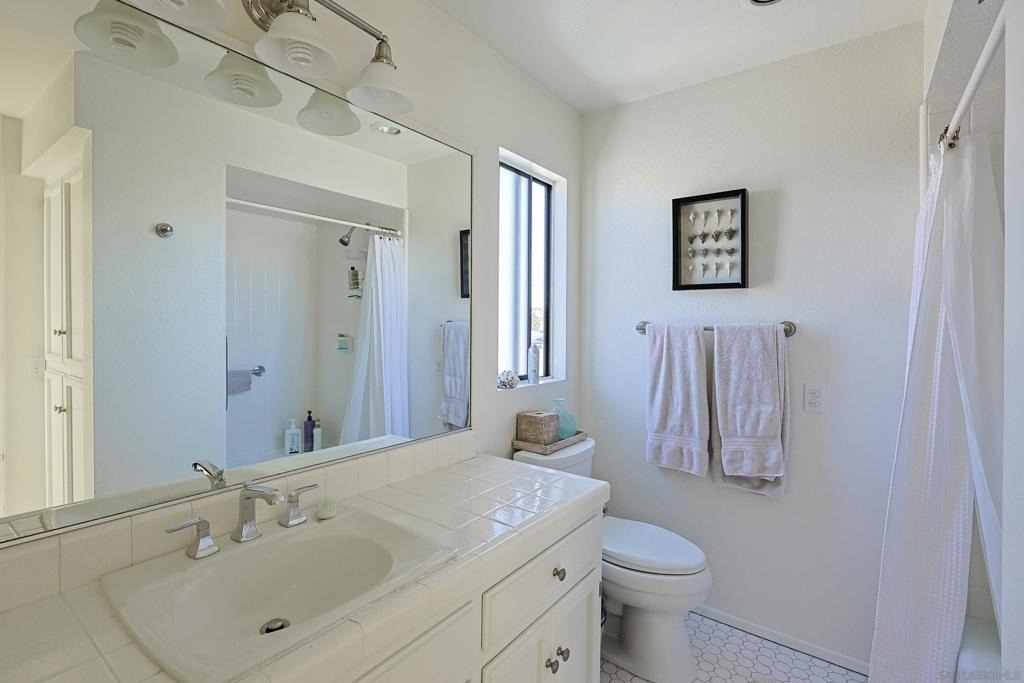 237 E Avenue - Photo 36