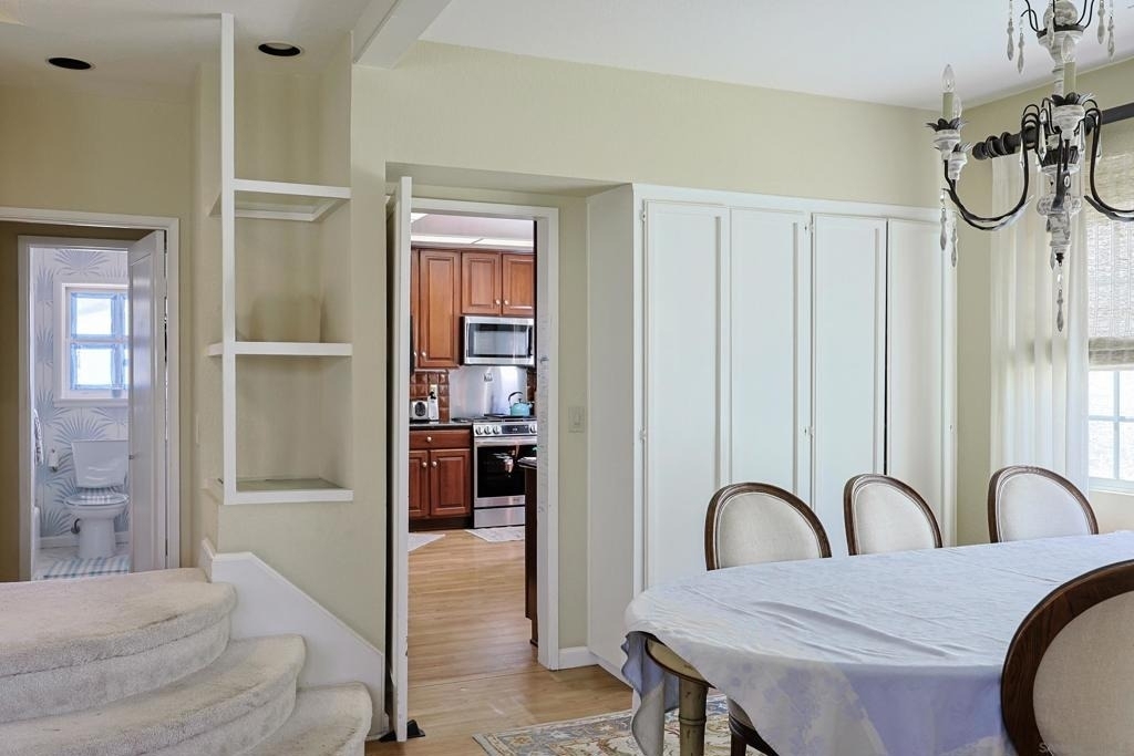 237 E Avenue - Photo 11