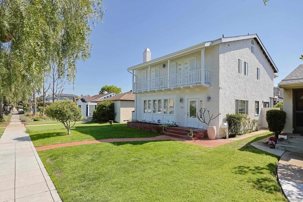 237 E Avenue - Photo 2