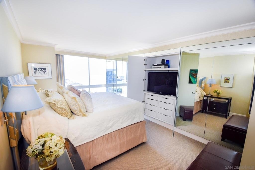 1810 Avenida Del Mundo - Photo 22