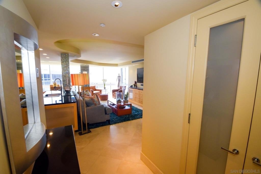 1810 Avenida Del Mundo - Photo 6