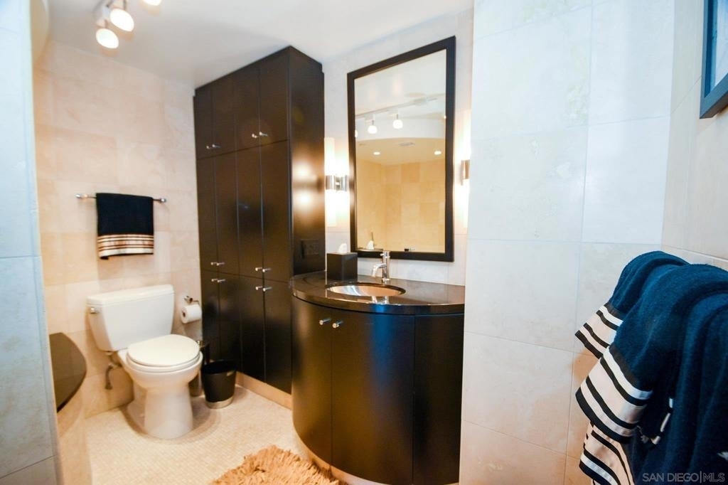 1810 Avenida Del Mundo - Photo 16