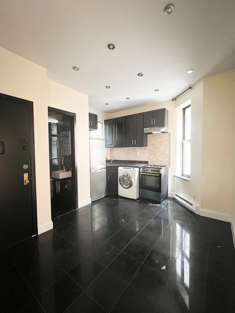 216 W 108th Street - Photo 1