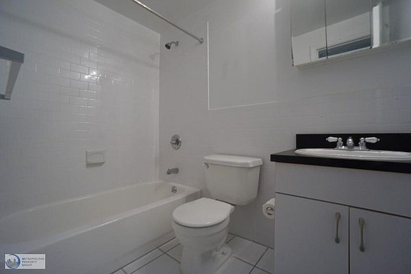 E 55th St - Photo 3