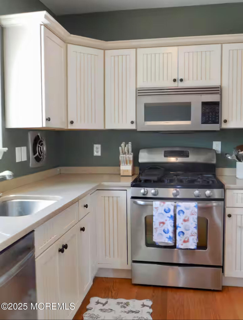 24 Philadelphia Avenue - Photo 16
