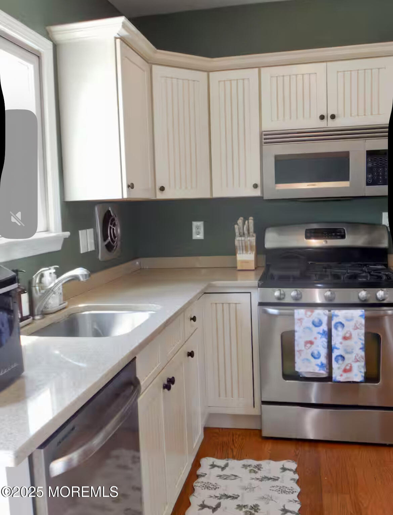 24 Philadelphia Avenue - Photo 17