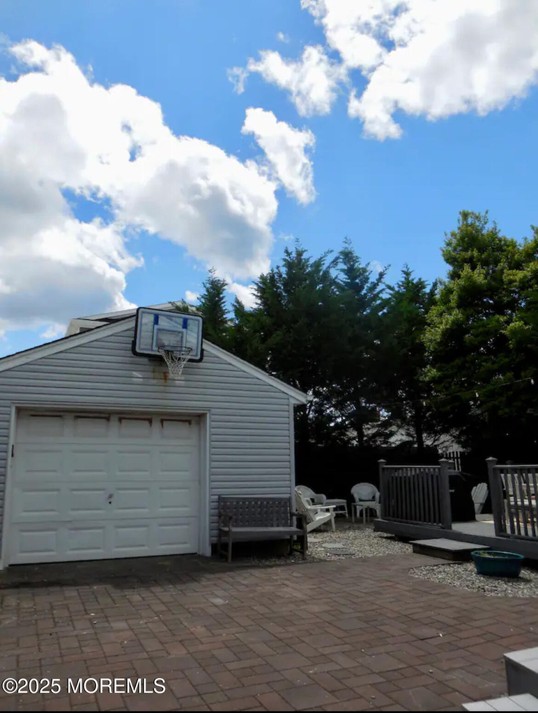 24 Philadelphia Avenue - Photo 40