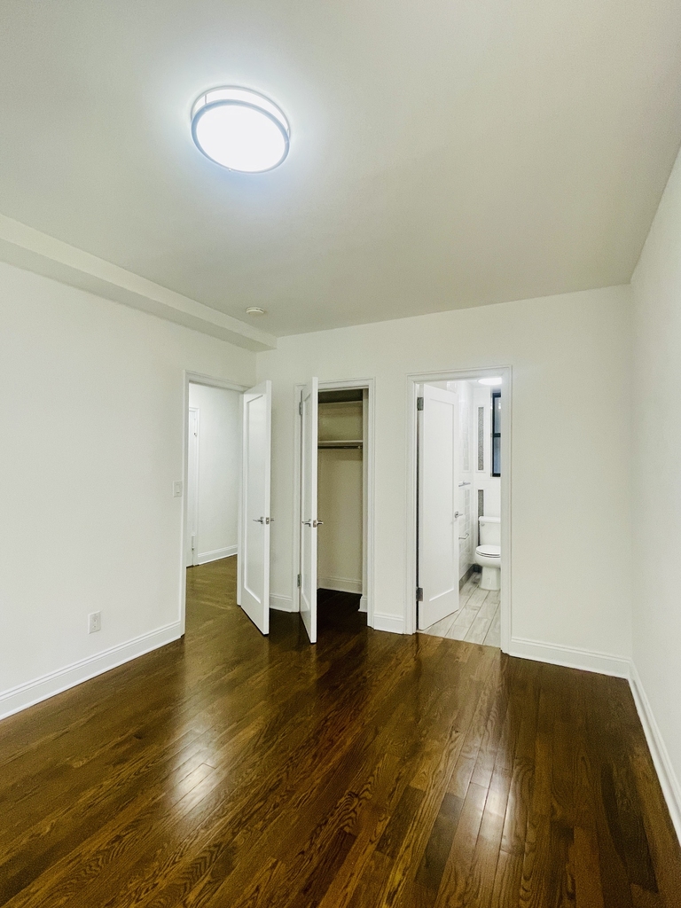 140 East 46th Street , 6M - Photo 6