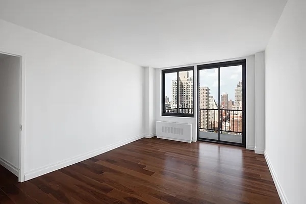 East 33rd Street - Photo 4