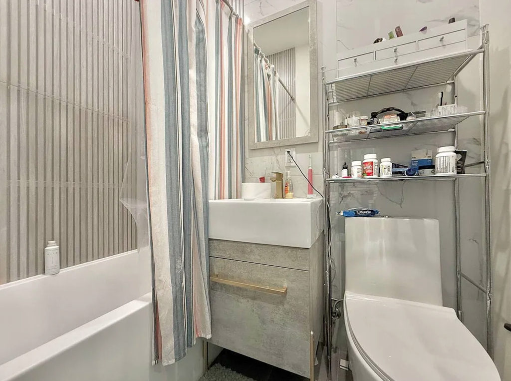 235 Jackson Street - Photo 5