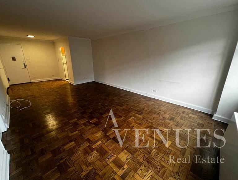 East 83rd Street - Photo 0