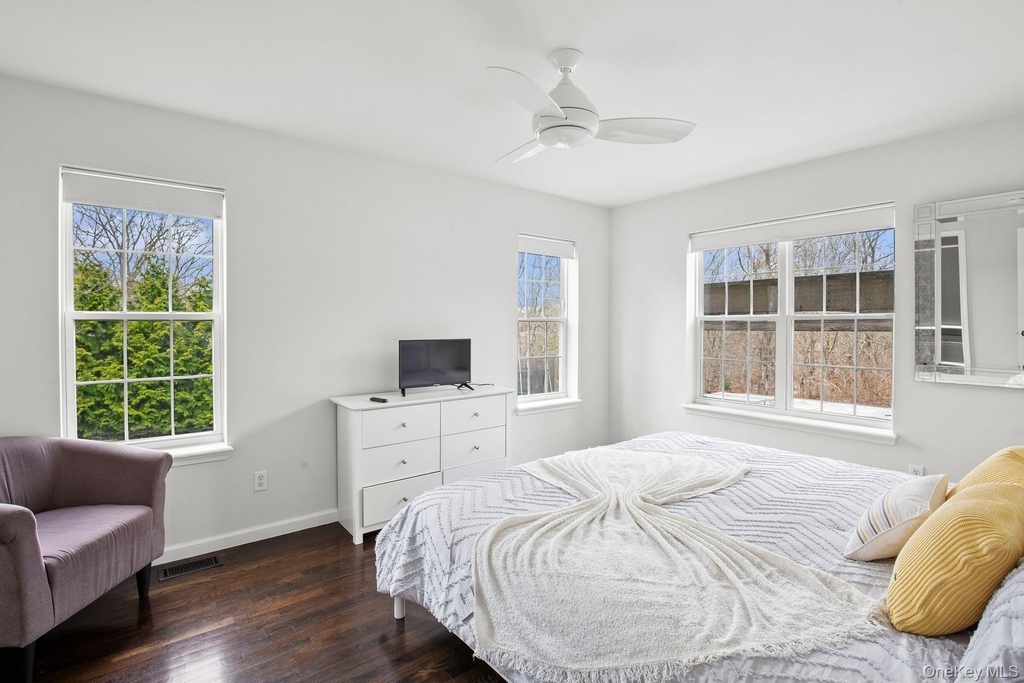 71 Old Canoe Place Road - Photo 13