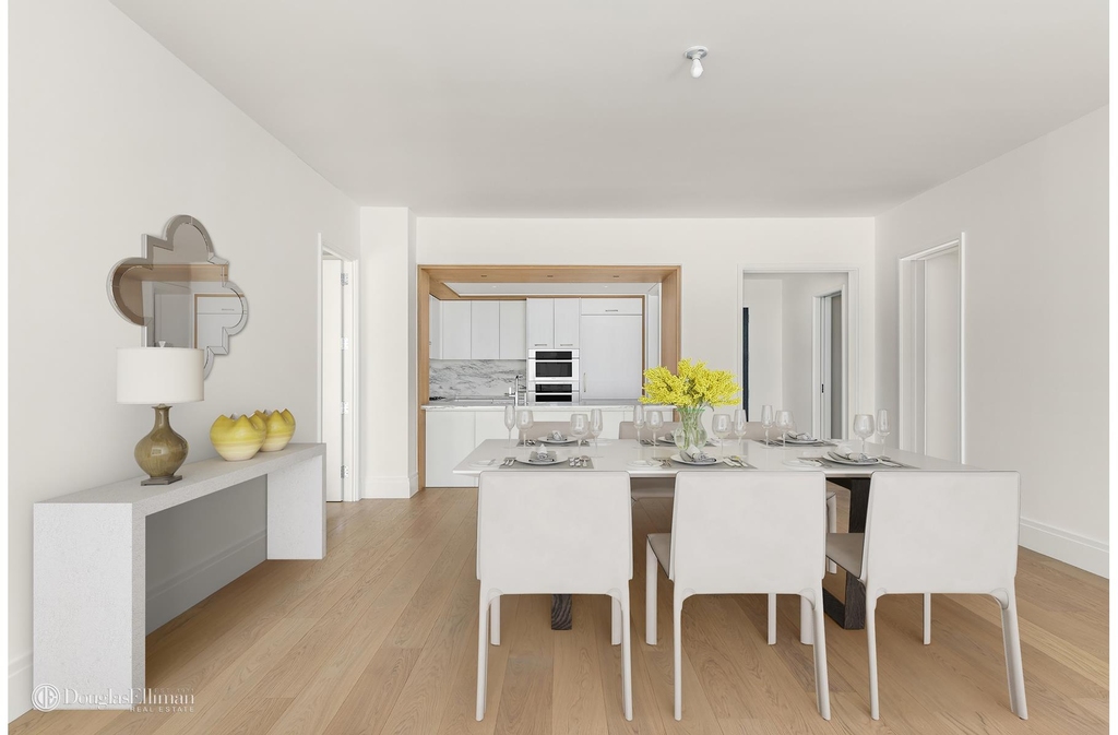 50 W 66th St - Photo 2