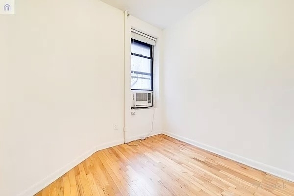 East 78th Street - Photo 3