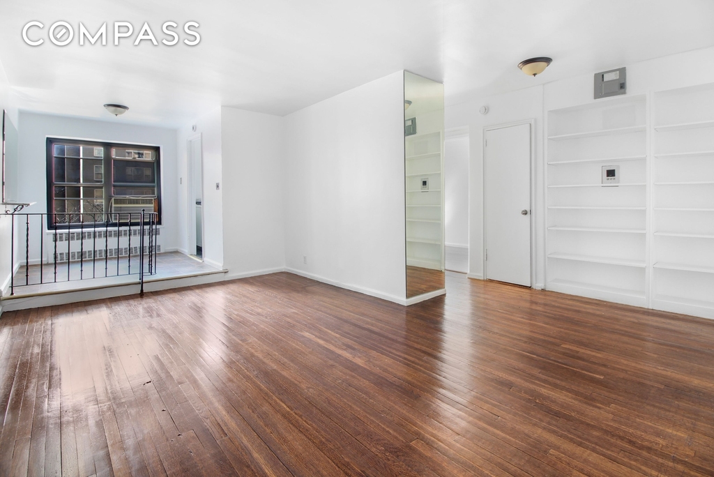 315 E 56th Street - Photo 0