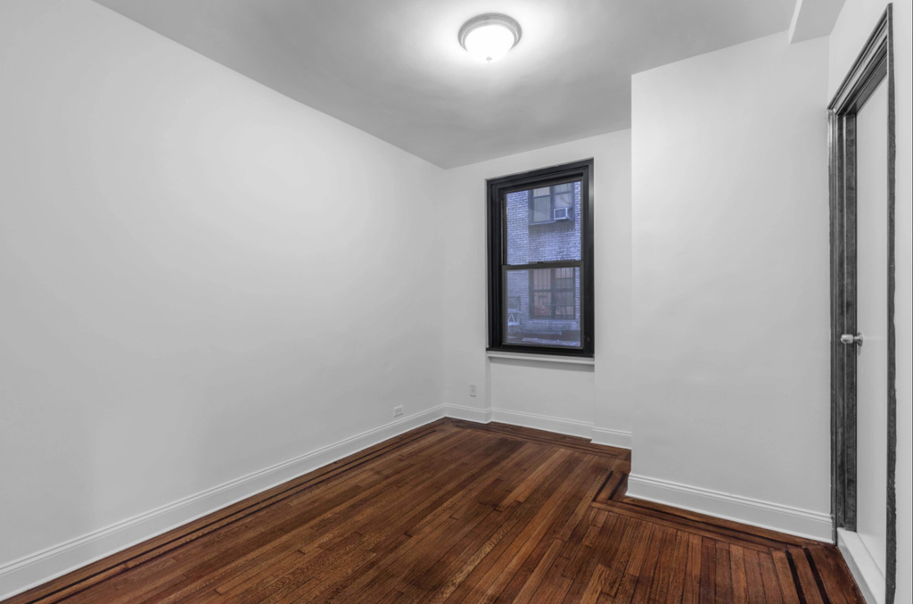 west 23rd and seventh avenue - Photo 3