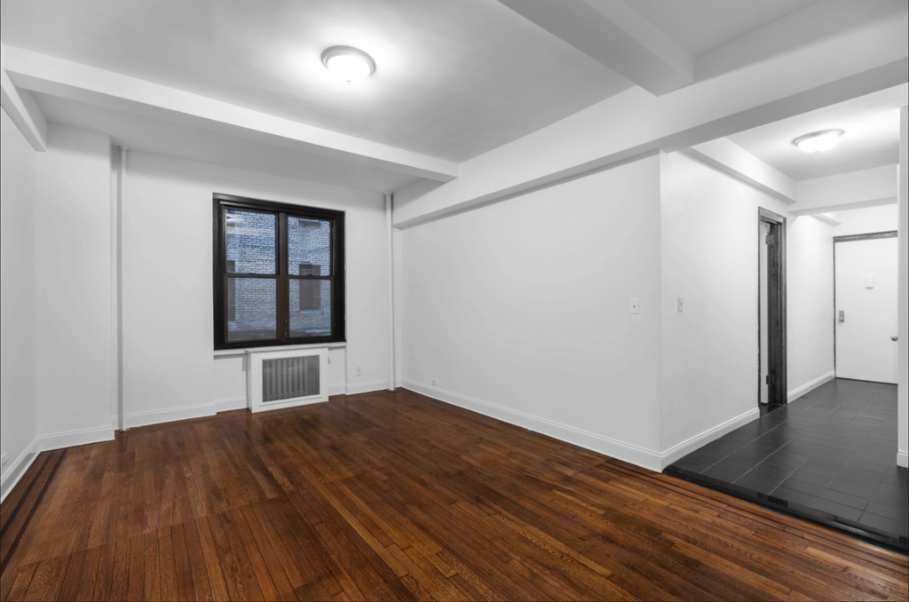 west 23rd and seventh avenue - Photo 0