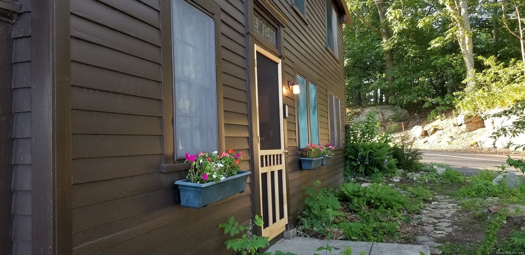1-3 Parker Memorial Drive - Photo 2