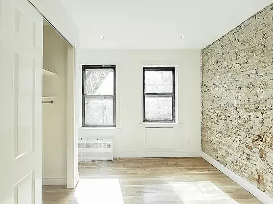 322 East 74th Street - Photo 2