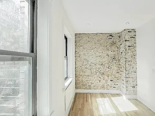 322 East 74th Street - Photo 3