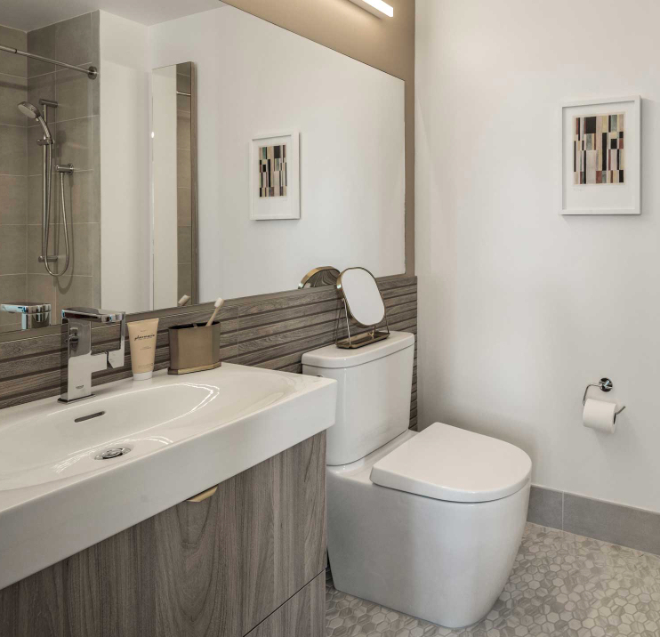 10th Avenue - Photo 2