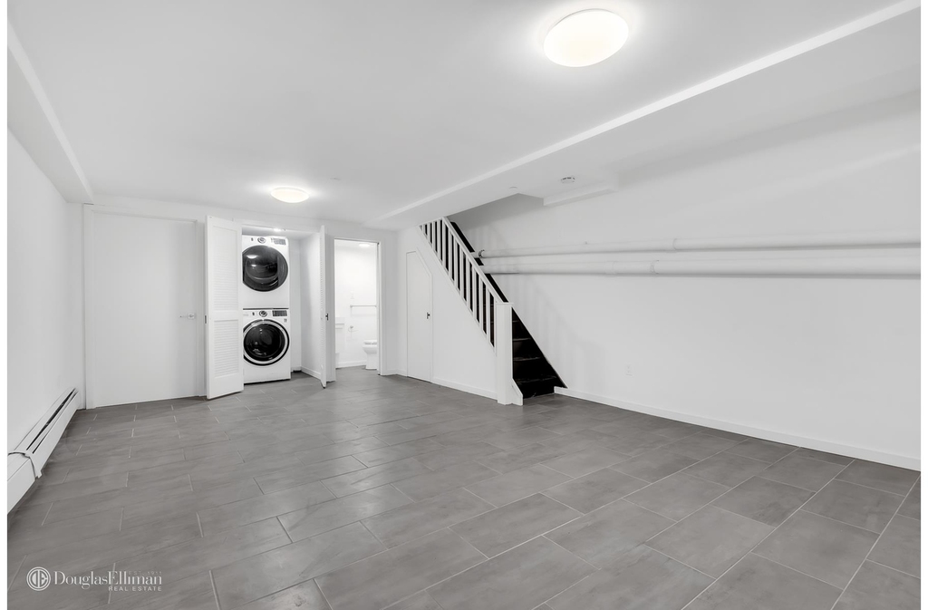 724 Sackett St - Photo 5