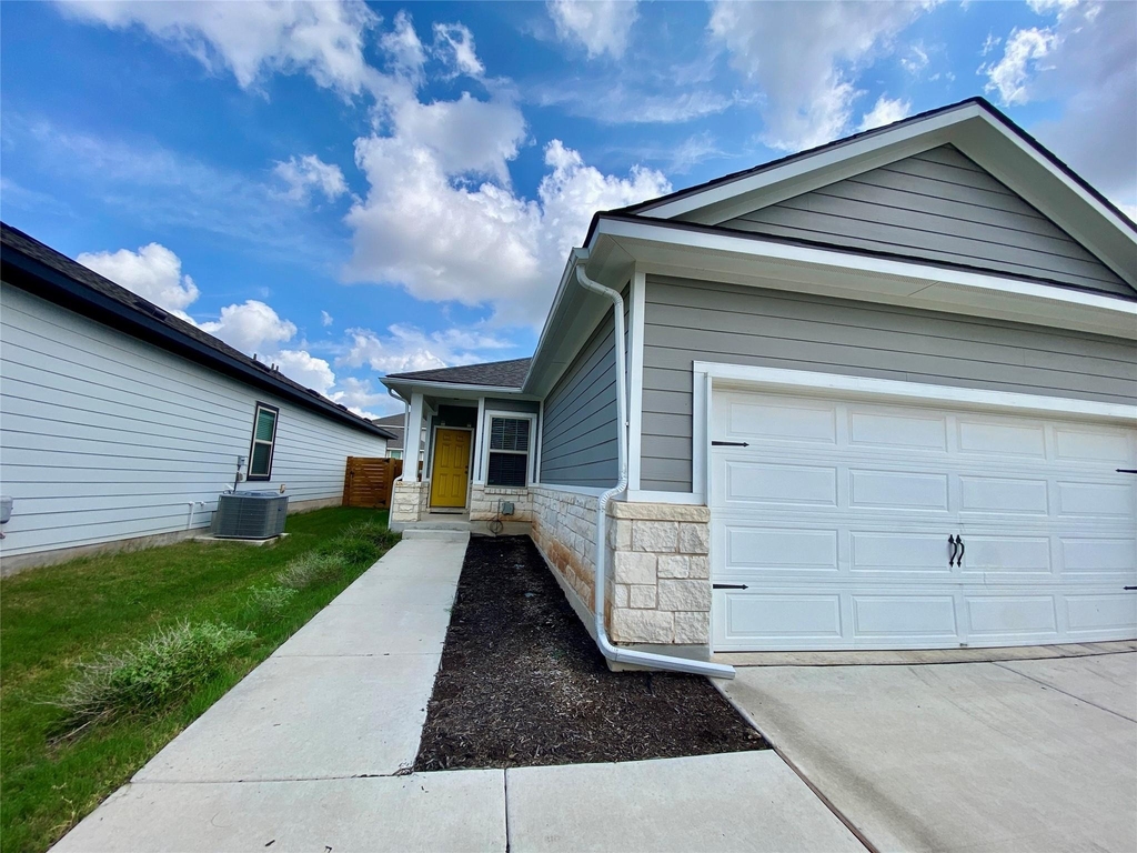 329 Trellis Blvd - Photo 0