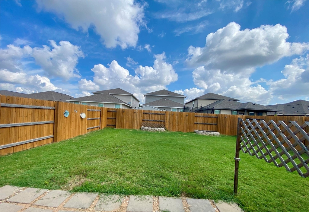 329 Trellis Blvd - Photo 3