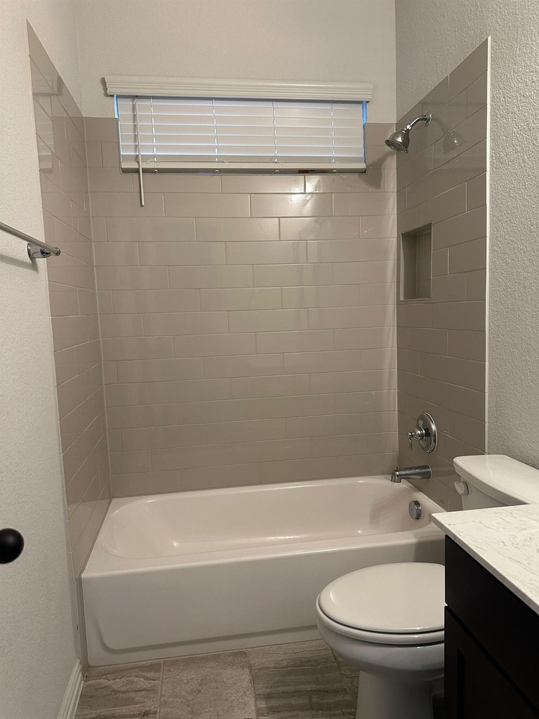 921 Del Raphael Dr - Photo 3