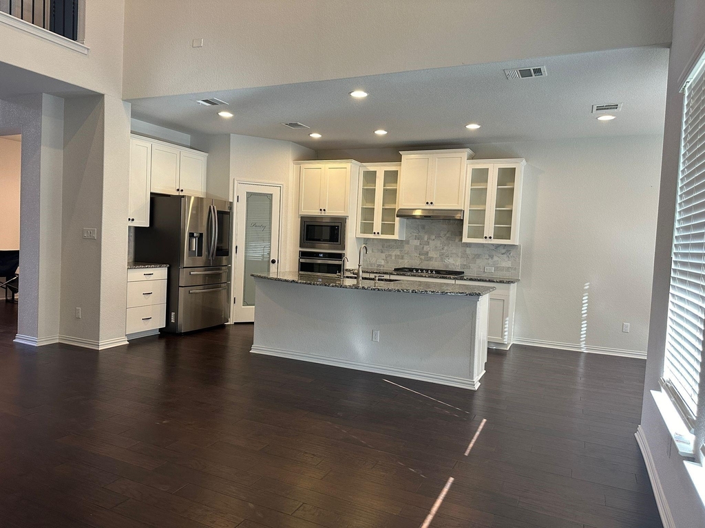 921 Del Raphael Dr - Photo 6