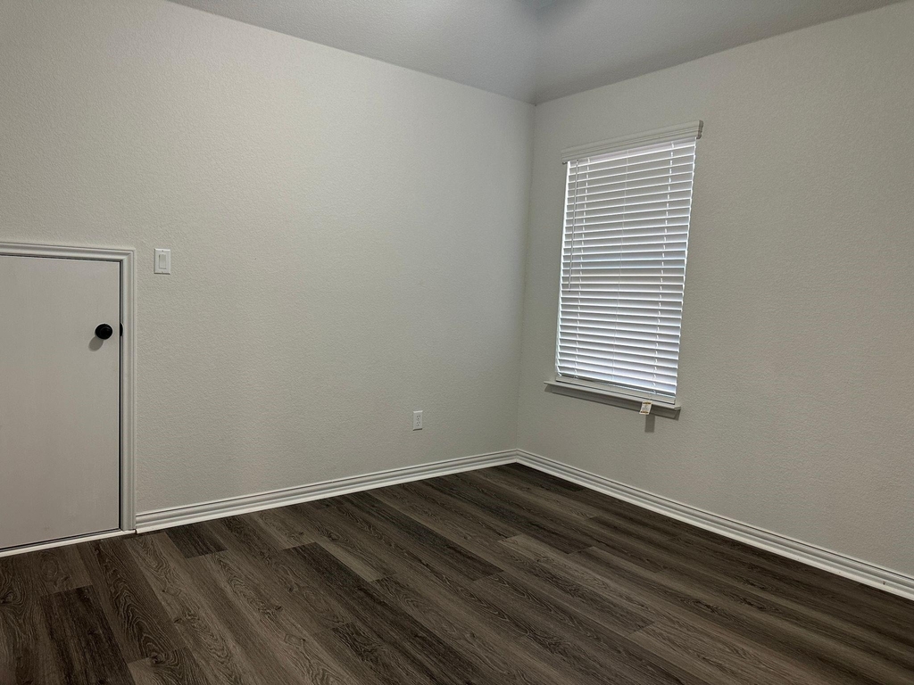 921 Del Raphael Dr - Photo 23