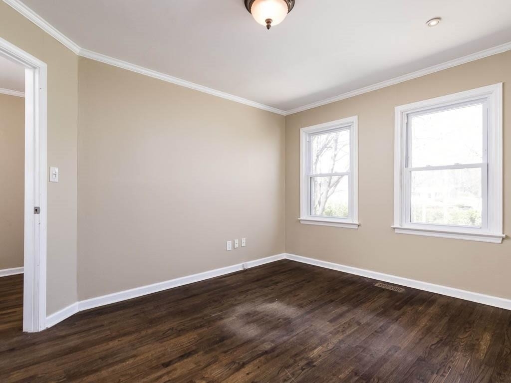 1061 Dell Avenue Se - Photo 9