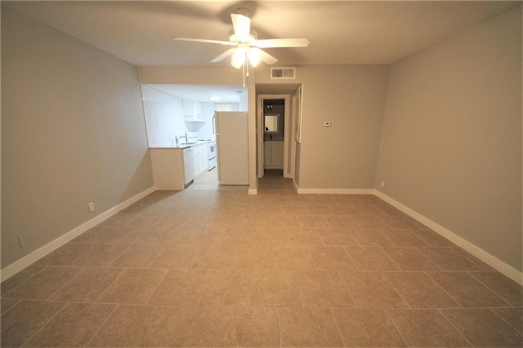 1600 West Ave - Photo 6