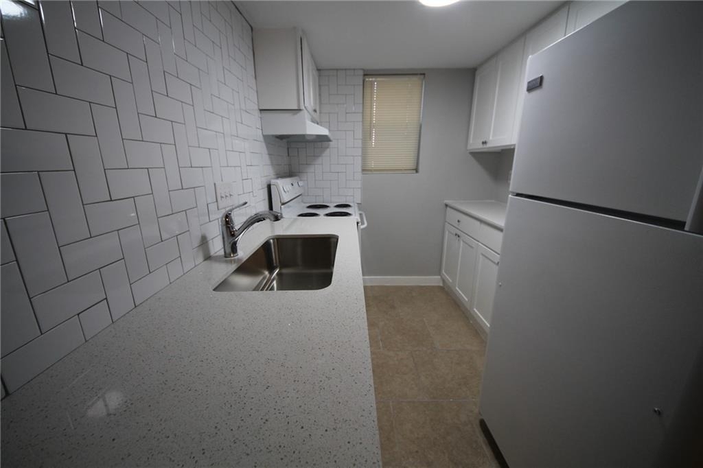 1600 West Ave - Photo 2