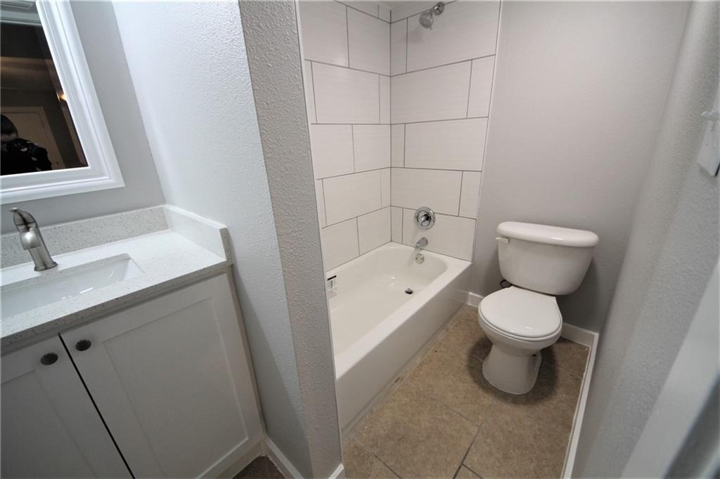 1600 West Ave - Photo 7