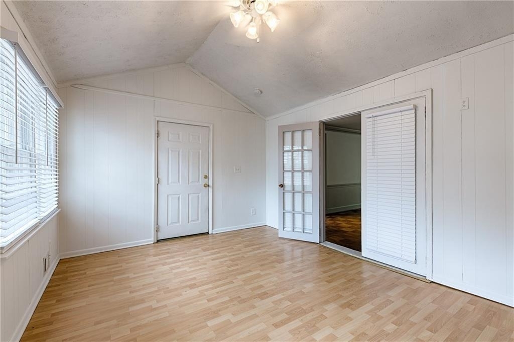 1160 Church Street Se - Photo 16