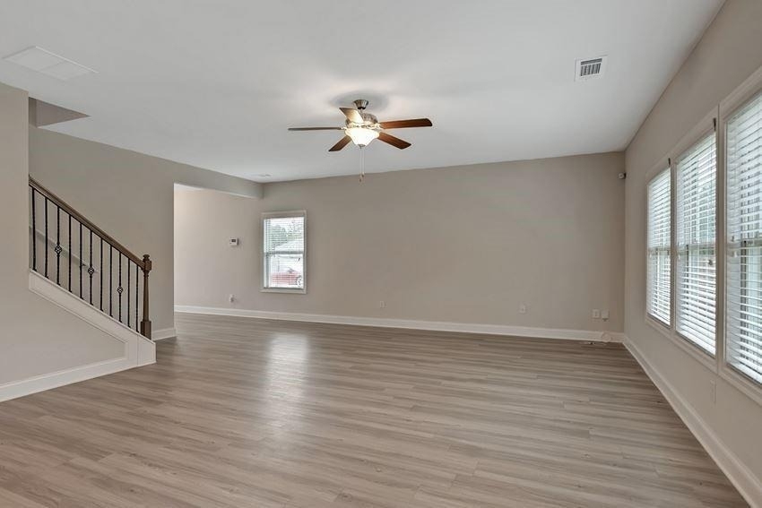 156 Chase Landing Drive - Photo 5