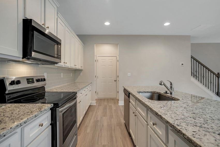 156 Chase Landing Drive - Photo 8