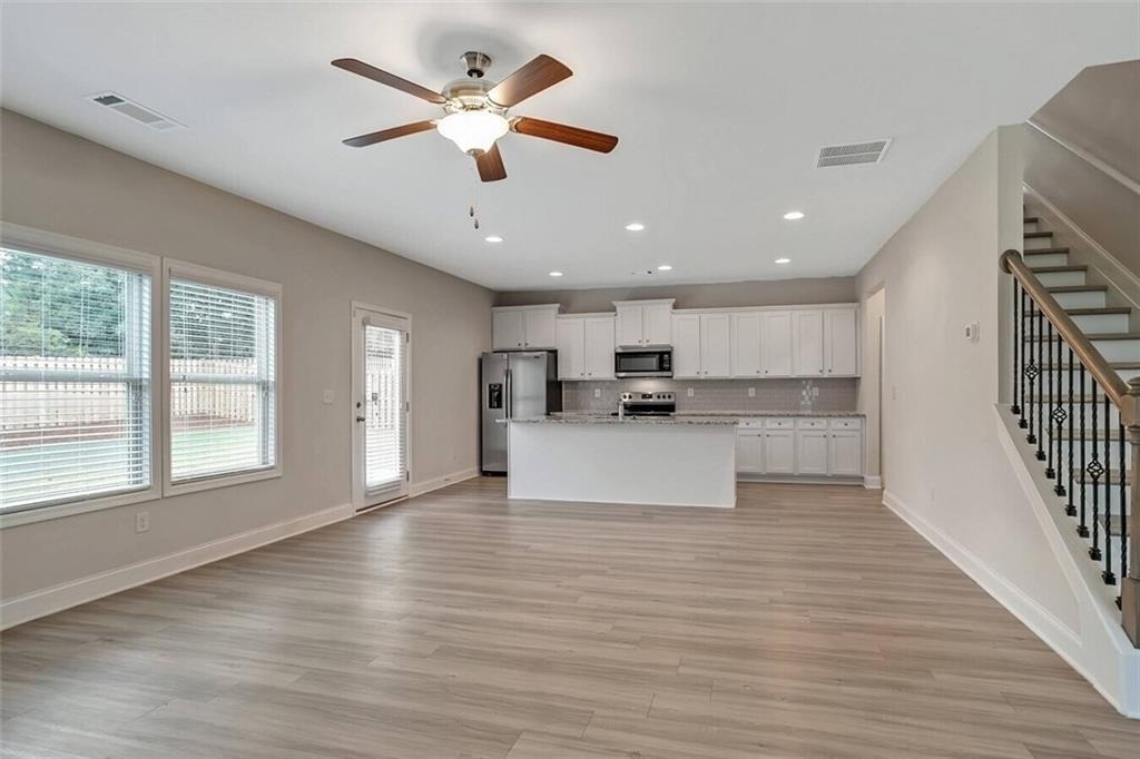 112 Chase Landing Drive - Photo 5