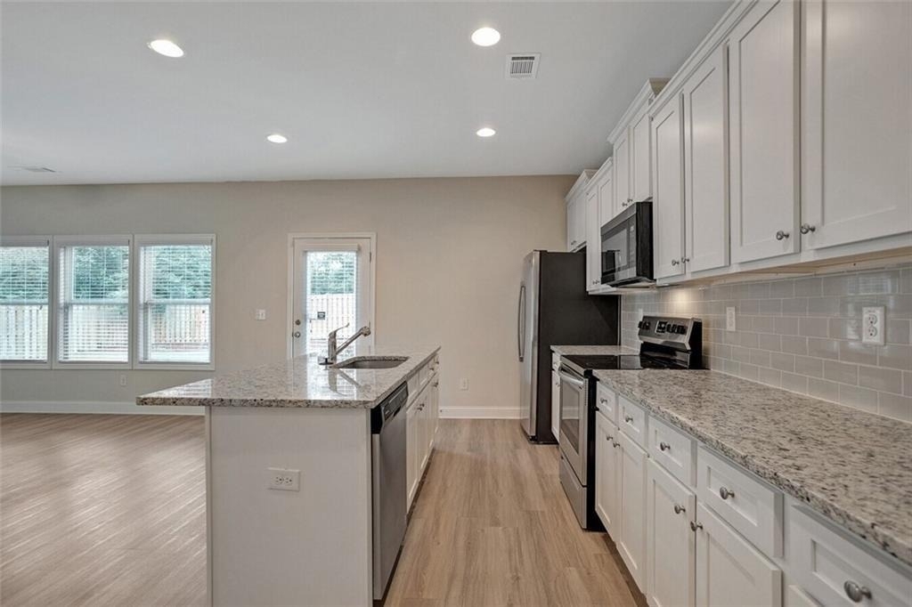 112 Chase Landing Drive - Photo 6