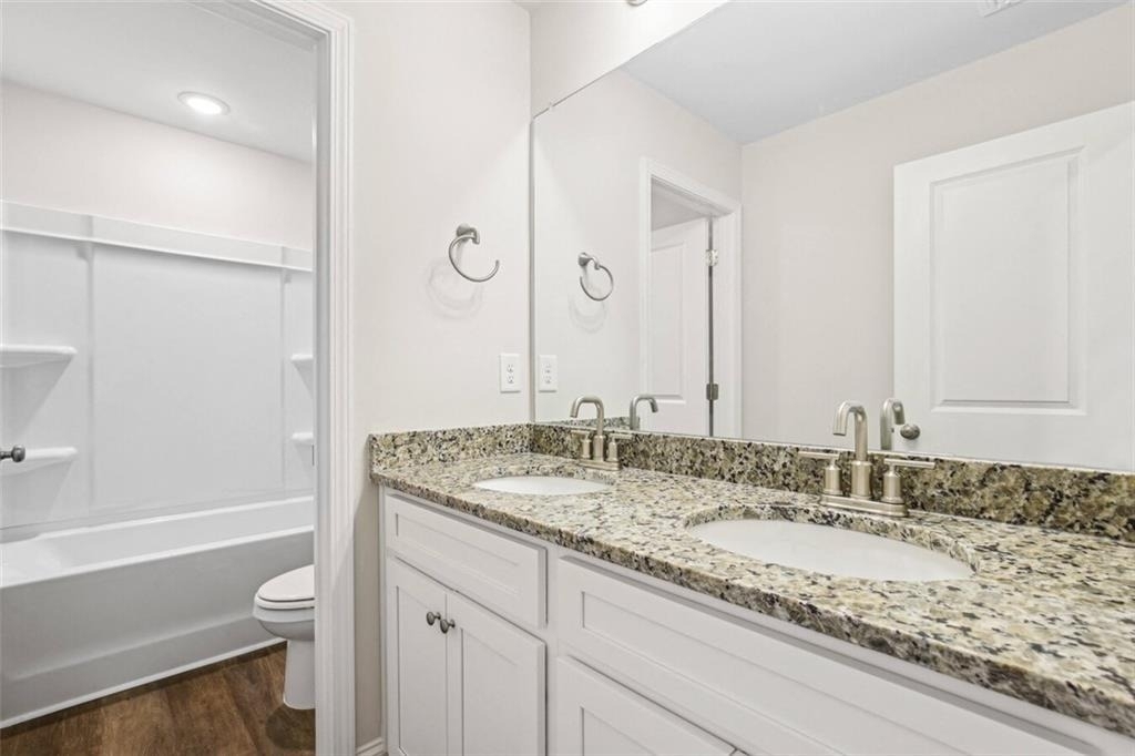 2300 Paris Road - Photo 16