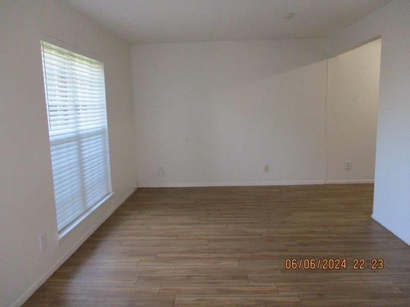4810 West Wind Trl - Photo 2