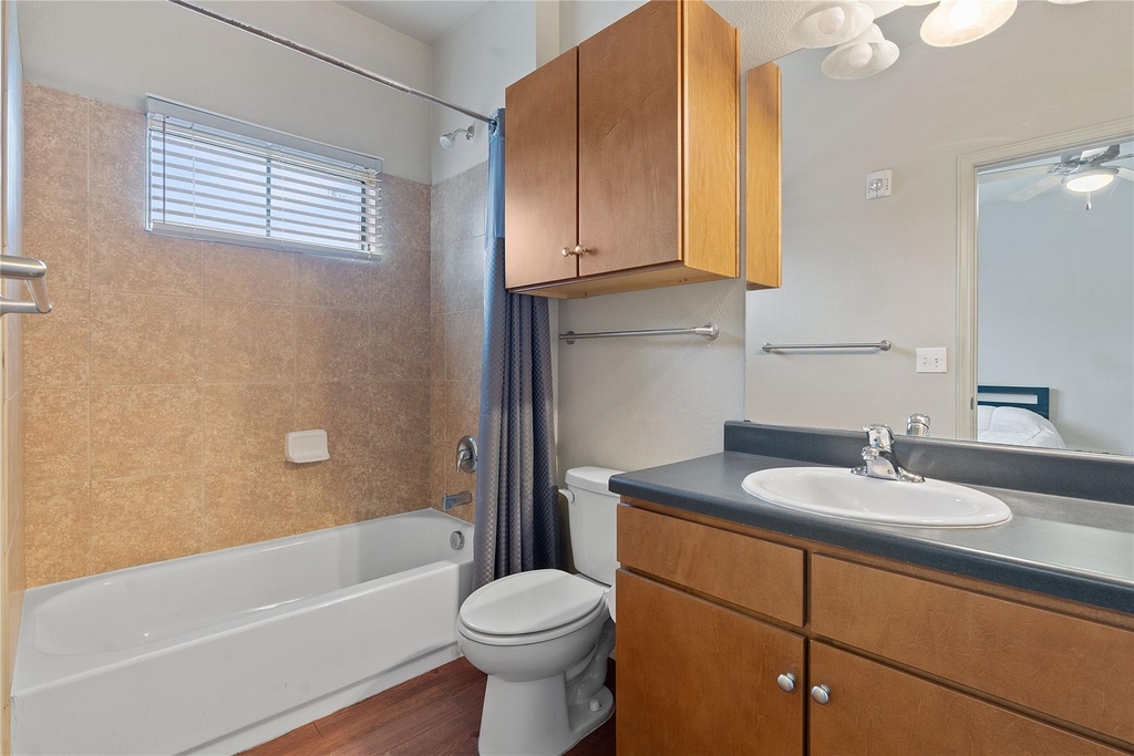 5117 N Lamar Blvd - Photo 2