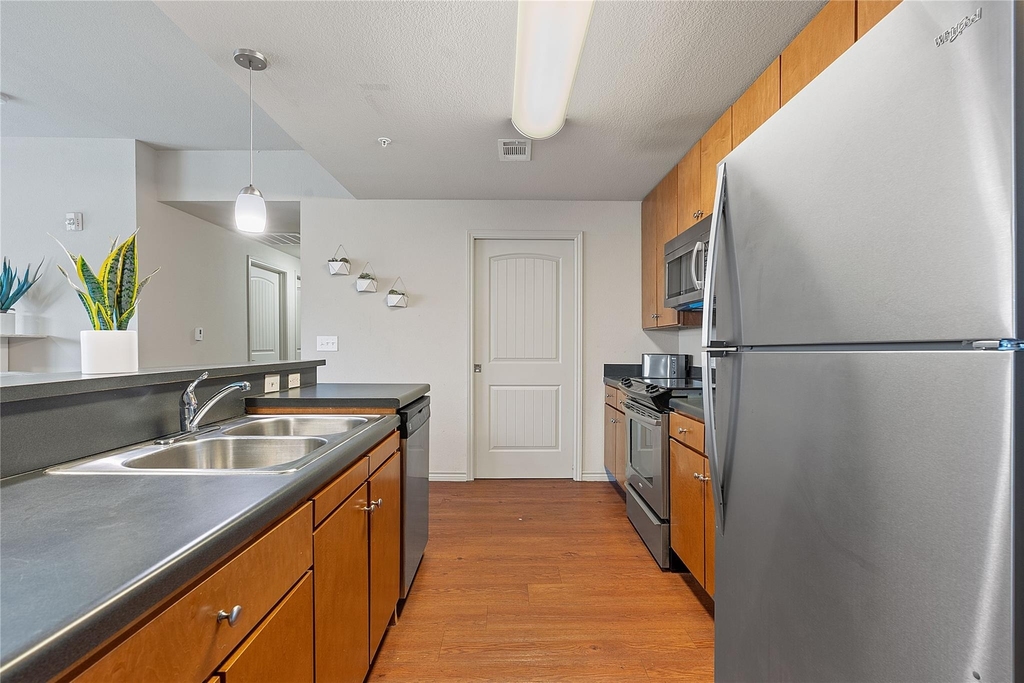 5117 N Lamar Blvd - Photo 9