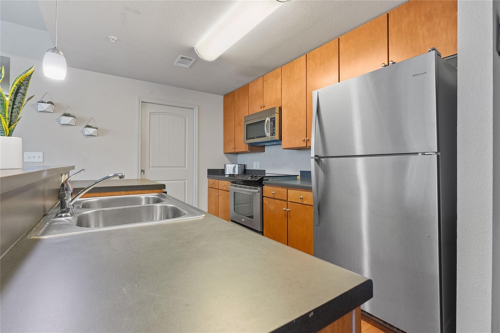 5117 N Lamar Blvd - Photo 8