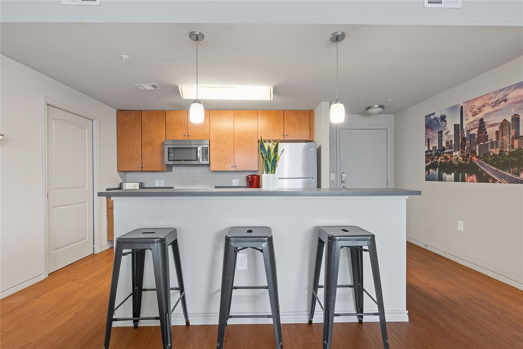 5117 N Lamar Blvd - Photo 17