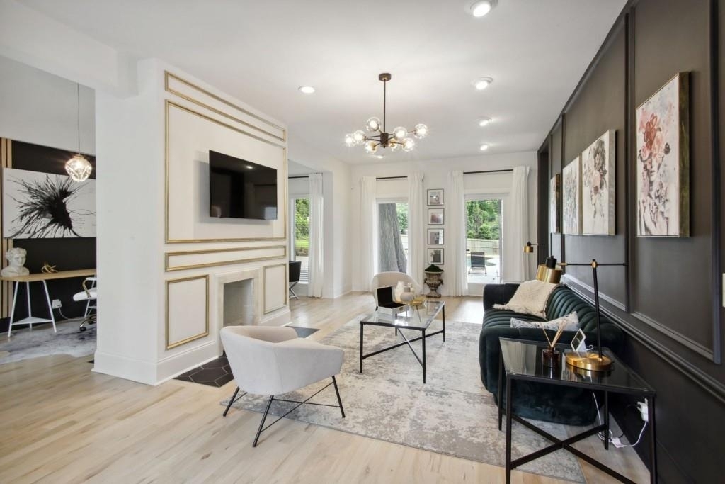 1720 Flagler Avenue Ne - Photo 3