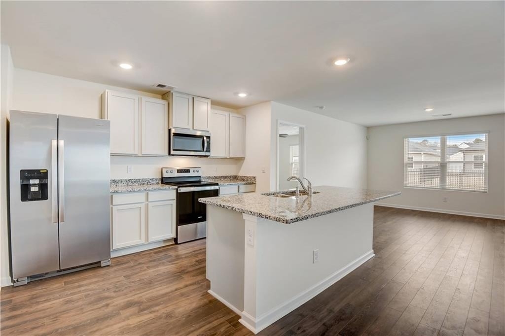 257 Bur Oak Bend - Photo 2